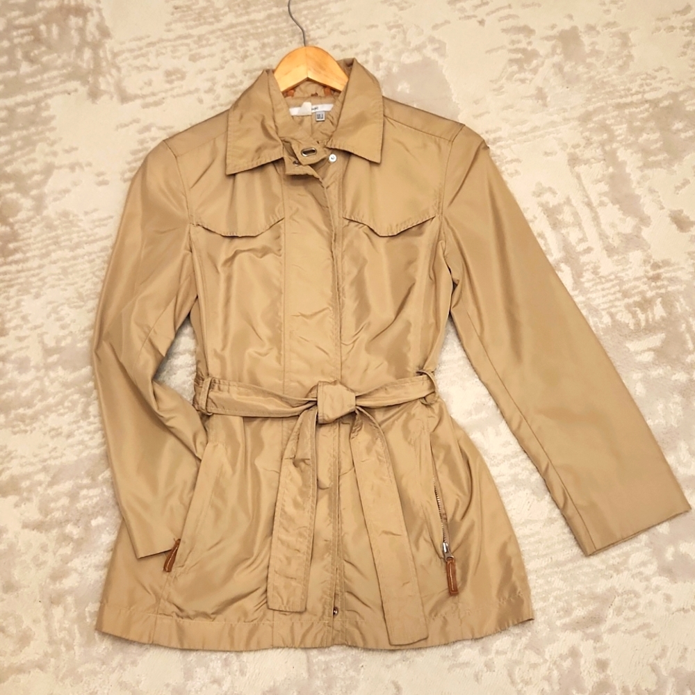 Trench coat